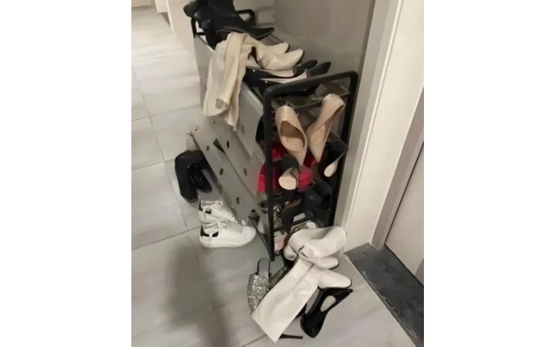 業(yè)主投訴樓道有腳臭味，管家該如何回復？