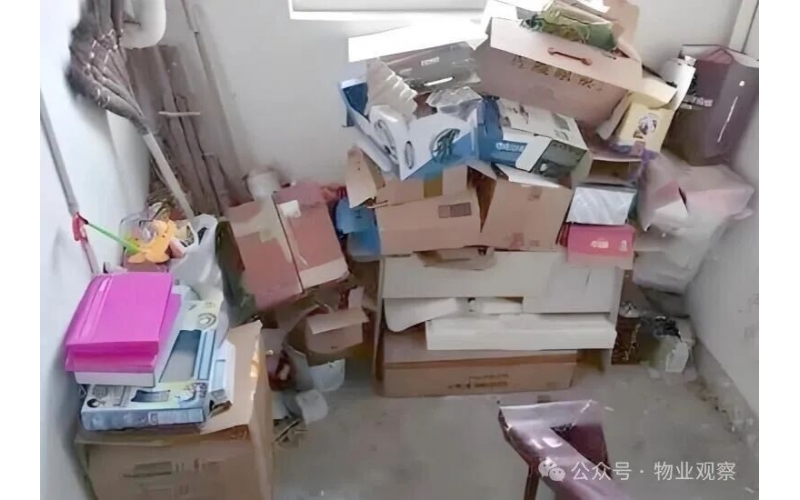 馬上2026年了，請(qǐng)及時(shí)清理樓道雜物！