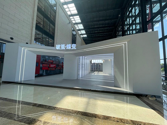 湖北商務(wù)廳新品車展科技周